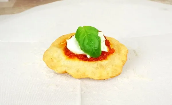 Pizzelle Napoletane Fritte Pizza Fritta
